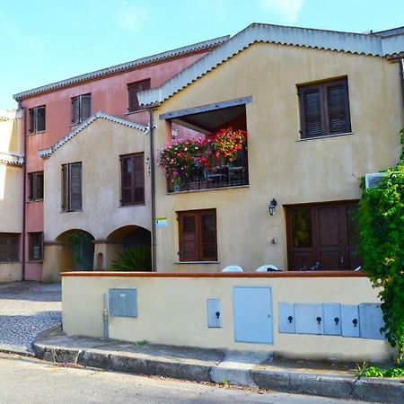 Casa Vacanza Porto Frailis Gia Porto Frailis B&B Àrbatax Dış mekan fotoğraf