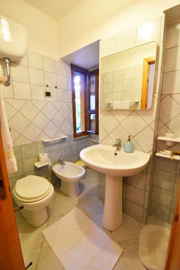 Casa Vacanza Porto Frailis Gia Porto Frailis B&B Àrbatax Dış mekan fotoğraf