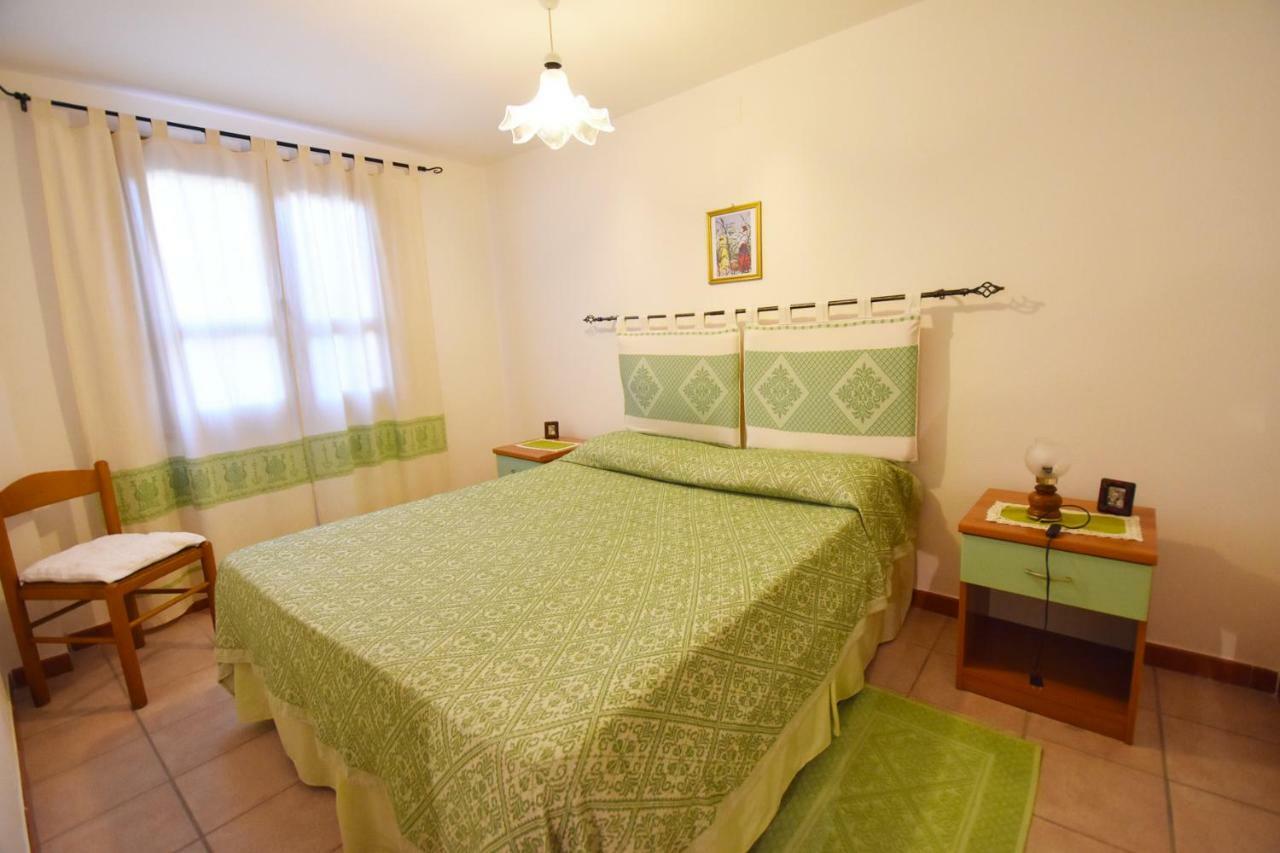Casa Vacanza Porto Frailis Gia Porto Frailis B&B Àrbatax Dış mekan fotoğraf